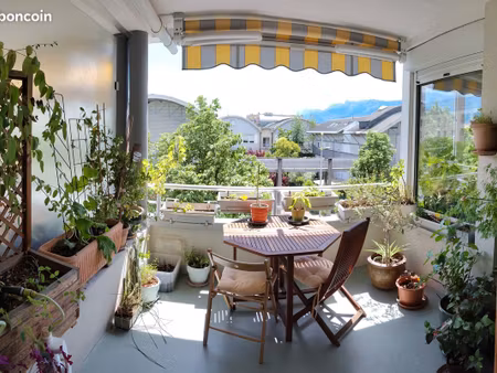 t3 69 m2 + garage fermé - calme et très bien conçu. proche neyrpic