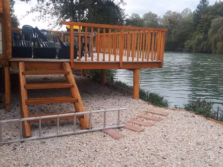 vds chalet bord de seine