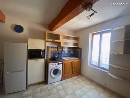studio 1 pièce 25 m²
