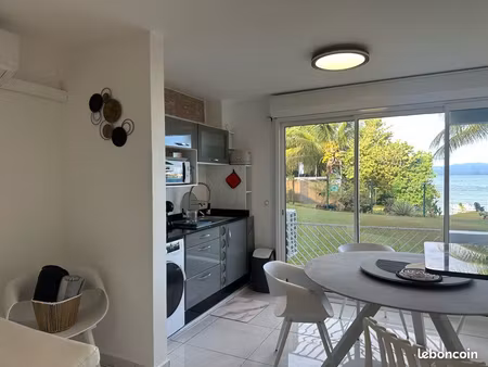 studio vue mer et accès plage