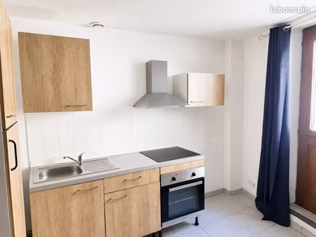 ? auxonne hypercentre – studio meublé 23 m²