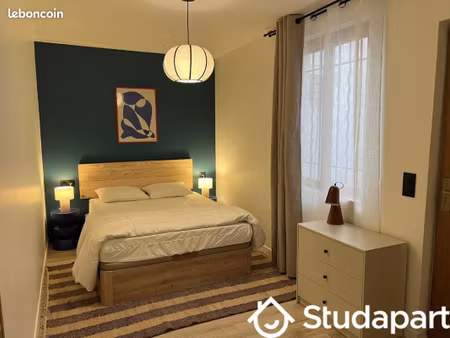 chambre 1 pièce 9 m²