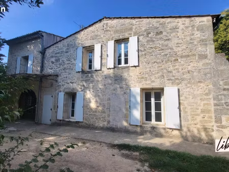 maison 9 pièces 250 m²