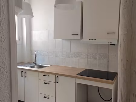 ? charmant duplex 2p rénové – centre carpentras – idéal jeune actif ou couple