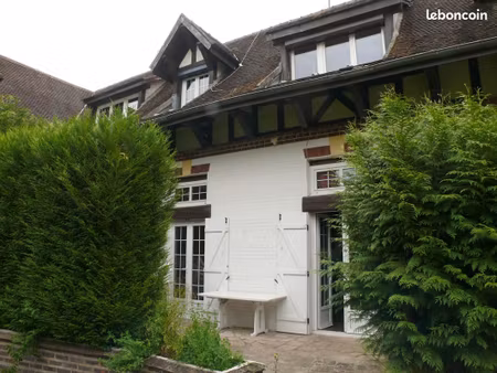 maison 3 pièces dans domaine très calme à airion  à environ 5 minutes en voiture de la gar