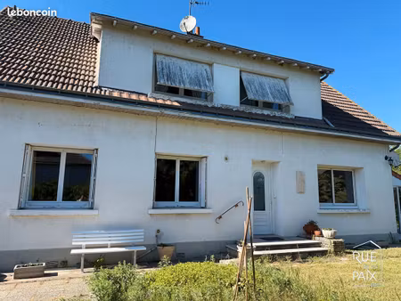 maison 10 pièces 223 m²
