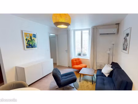 maison de ville meublée au calme – hyper centre fontainebleau – 42 m² carrez / 55 m² au so