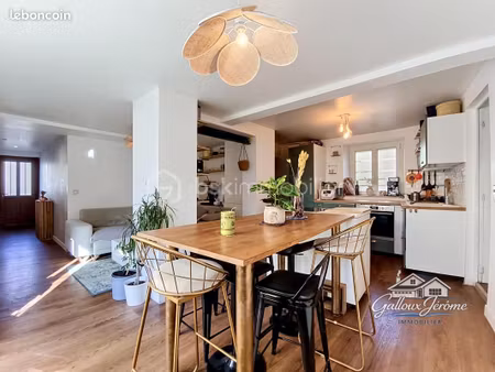 appartement 4 pièces 85 m²