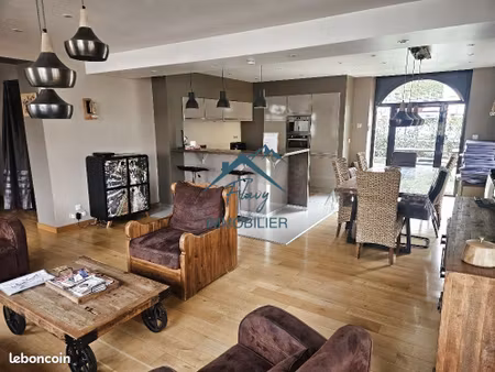 appartement 5 pièces 100 m²