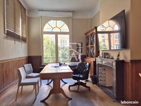 bâtiment 507 m²