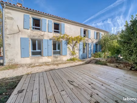 gîte 12 pièces 239 m²