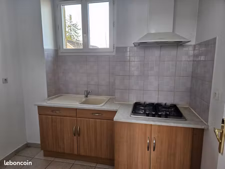 appartement 3p 45m2 a salignac