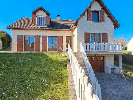 propriété 5 pièces 192 m²