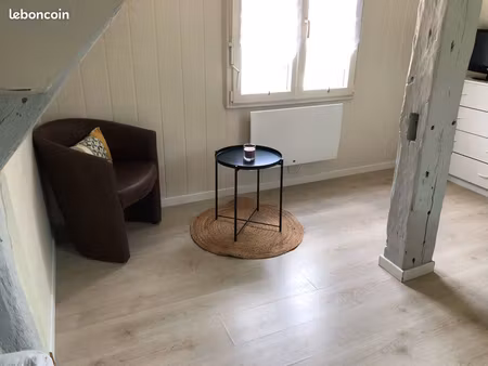 studio meublé de 27 m2