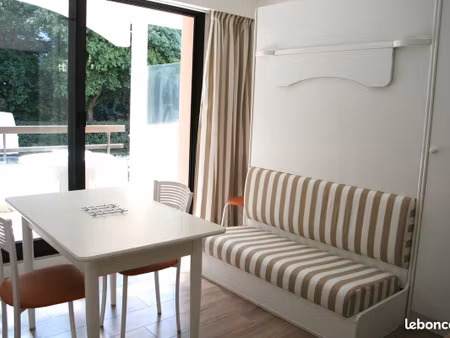 location studio meublé étudiant la baule du 1er septembre au 30 juin
