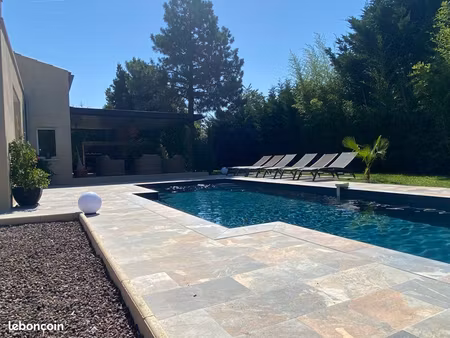 maison avec piscine
