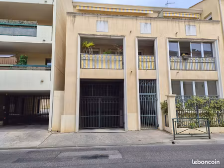 à louer : garage - residence securisee