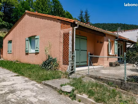 villa 4 pièces 95 m²