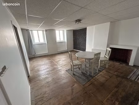 studio non meublé tous frais inclus en centre ville
