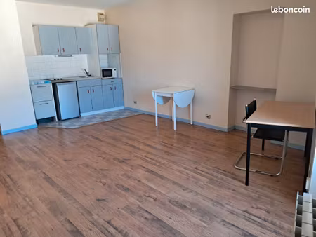 loue studio 33m2