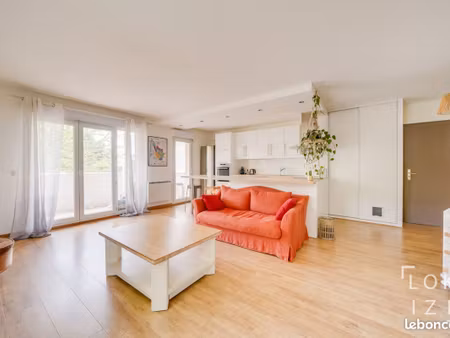 appartement 3 pièces 65 m²