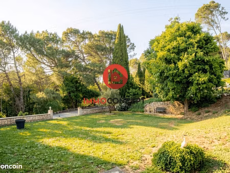 villa 6 pièces 125 m²
