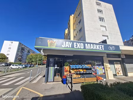 local commercial à vendre