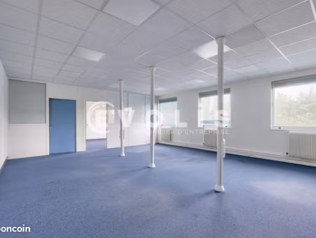 bureaux 322 m²
