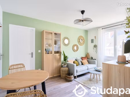 chambre 1 pièce 11 m²