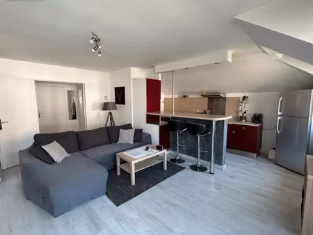 loue appartement melun 77 - 2 pièces de 44m²