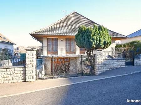 maison 6 pièces 169 m²