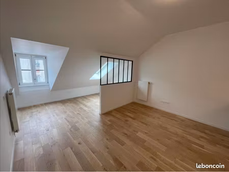 grand studio cœur de ville de rueil malmaison