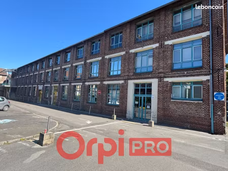 service bureaux 126 m²