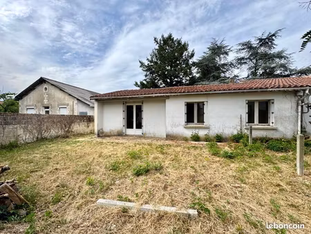 maison à rénover - cœur de ville jonzac