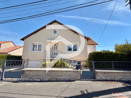 pavillon 7 pièces 150 m²