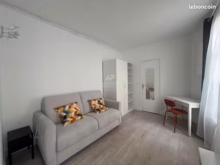 studio 1 pièce 19 m²