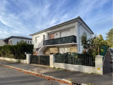 maison individuelle 104 m² avec jardin et garage