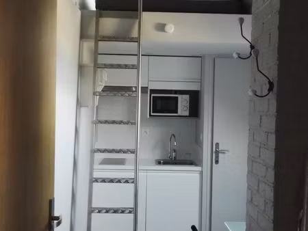 loue studio meublé