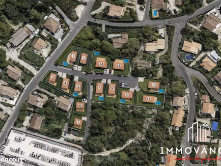 terrain 360 m² montfrin