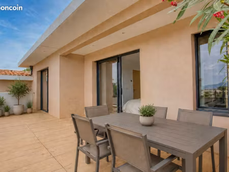 appartement deux pièces de oct à juin 2027
