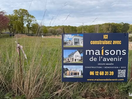 terrain 389 m² cornille