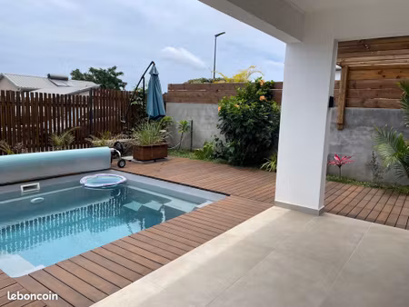 villa f4 piscine à vendre