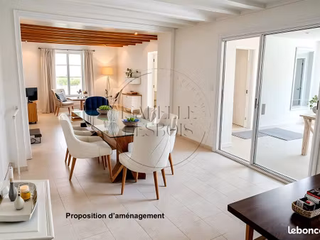 maison 8 pièces 237 m²