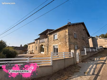 maison 8 pièces 215 m²