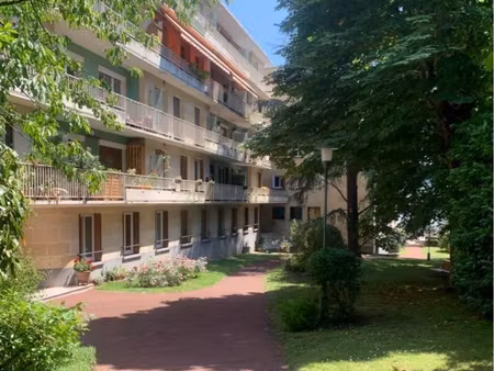 studio sèvres à louer