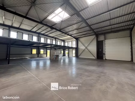 local industriel 455 m²