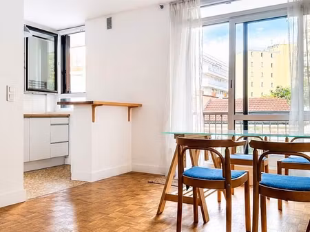 appartement 1 pièce 33 m²