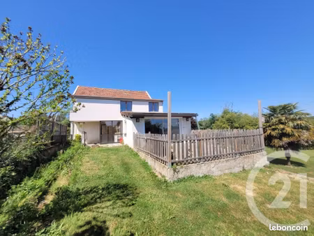 maison 6 pièces 135 m²