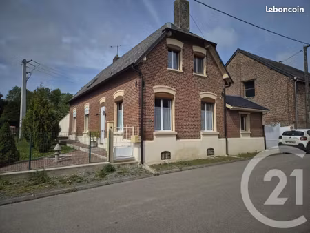 maison 4 pièces 138 m²