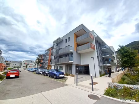 appartement 3 pièces 66 m²